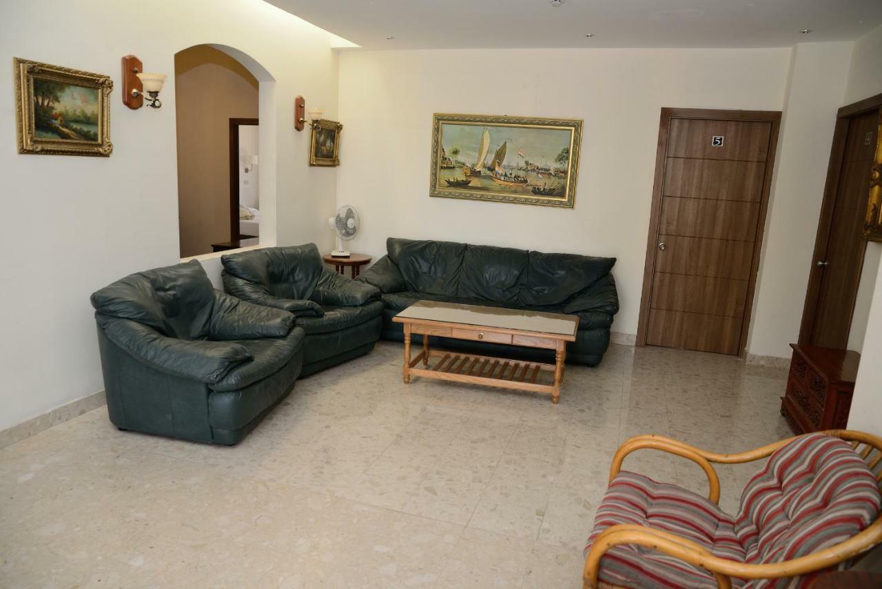 Whitestar Guesthouse Салина Экстерьер фото